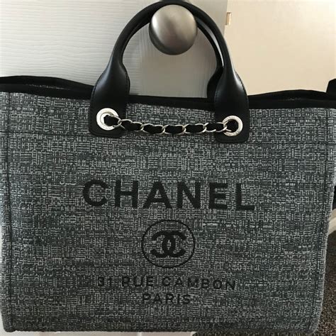 2017-2018 chanel gray leather tote collection|chanel purses fall 2017.